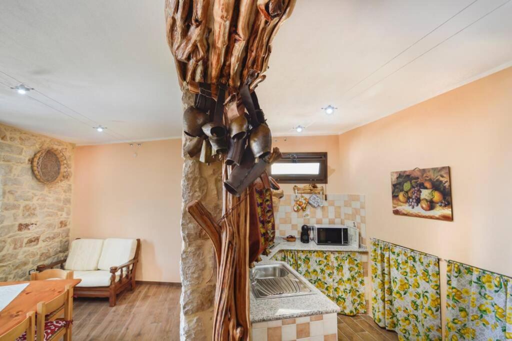 Appartamento Vista Incantevole Domm'E Orrosaria Baunei Exterior foto